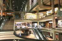 Im Eaton Centre Toronto &ndash; &copy; Kristin Weigel (Eberhardt TRAVEL)