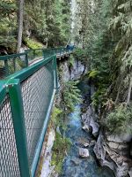 Johnston Canyon &ndash; &copy; Elisabeth Fox-Maerki (Eberhardt TRAVEL)