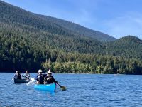 Fleissige Paddler &ndash; &copy; Elisabeth Fox-Maerki (Eberhardt TRAVEL)