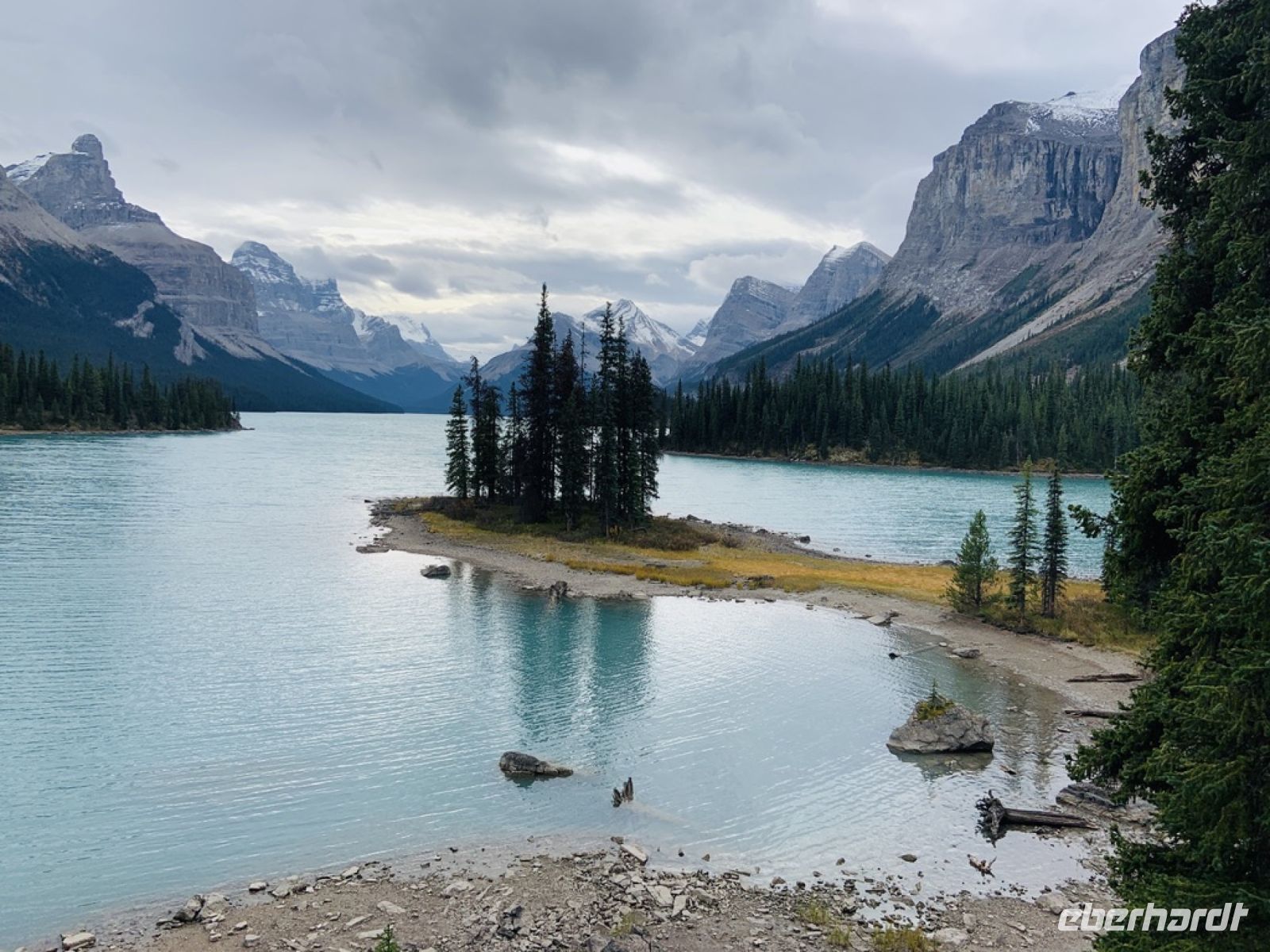 Spirit Island und die Hall of Gods im Hintergrund .jpeg &ndash; &copy; Birgit Kirchner (Eberhardt TRAVEL)