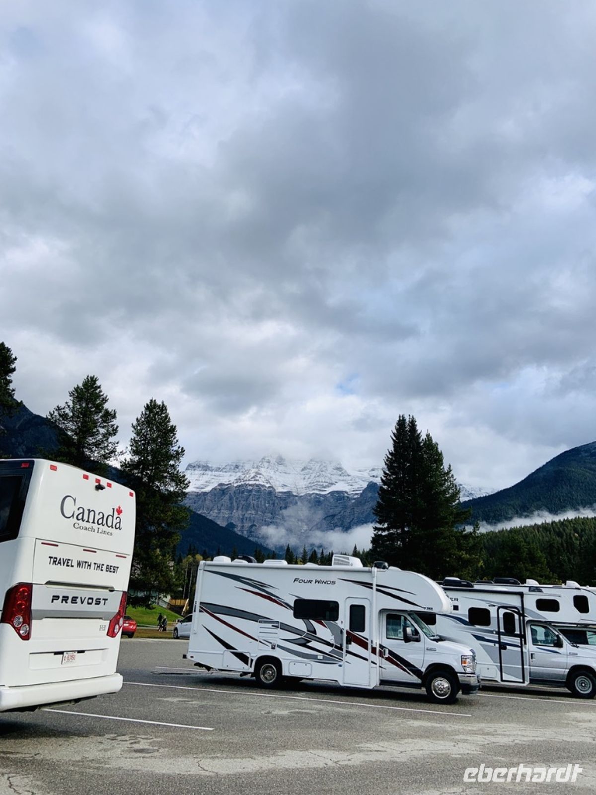 am Mount Robson.jpeg &ndash; &copy; Birgit Kirchner (Eberhardt TRAVEL)