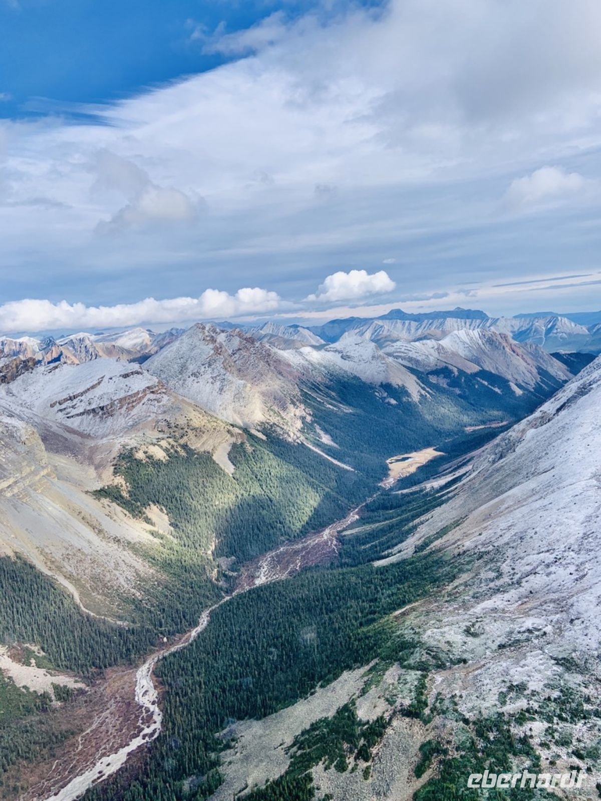 Blick aus dem Helicopter.jpeg &ndash; &copy; Birgit Kirchner (Eberhardt TRAVEL)