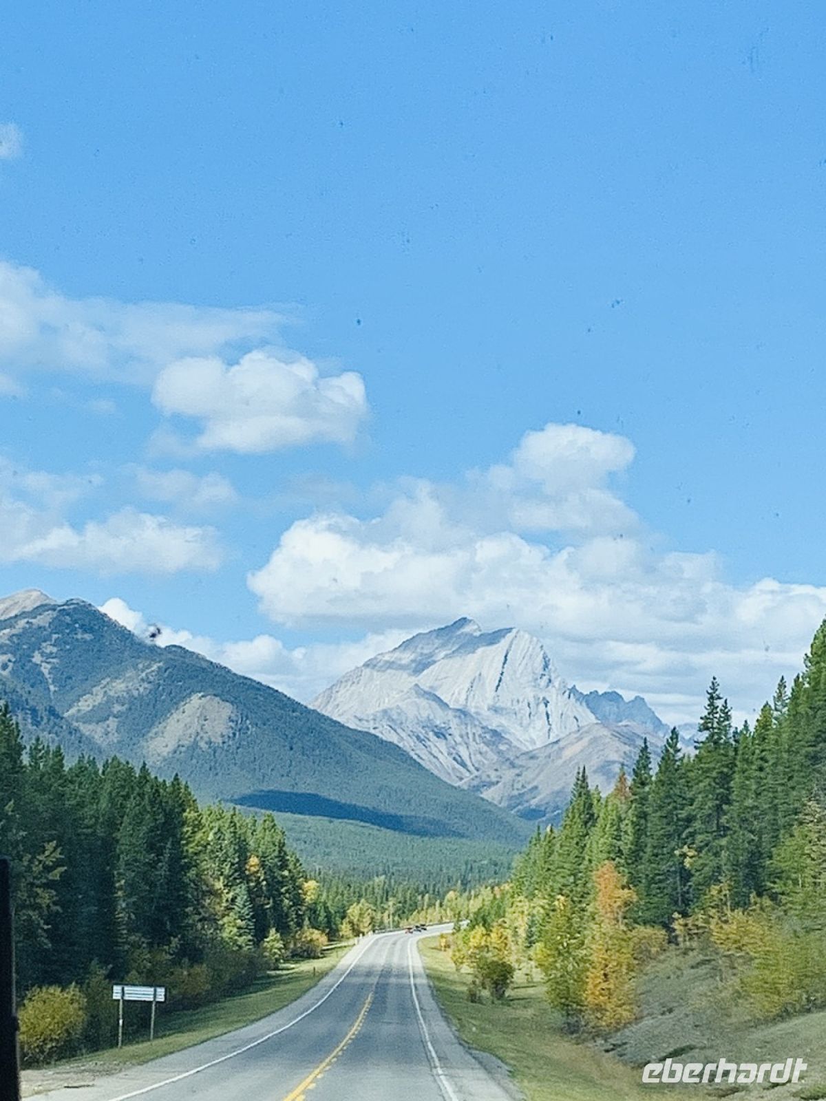 Icefield Parkway.jpeg &ndash; &copy; Birgit Kirchner (Eberhardt TRAVEL)