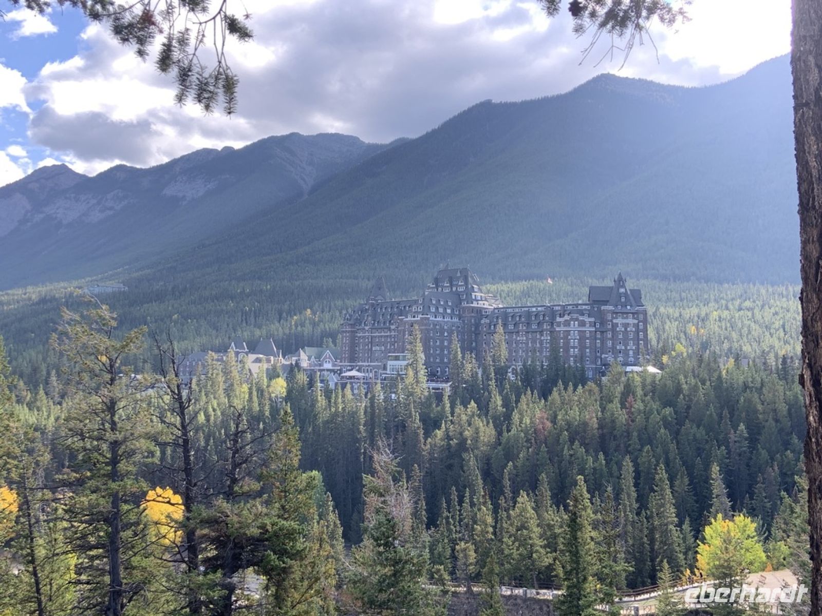 Banff Springs Hotel .jpeg &ndash; &copy; Birgit Kirchner (Eberhardt TRAVEL)