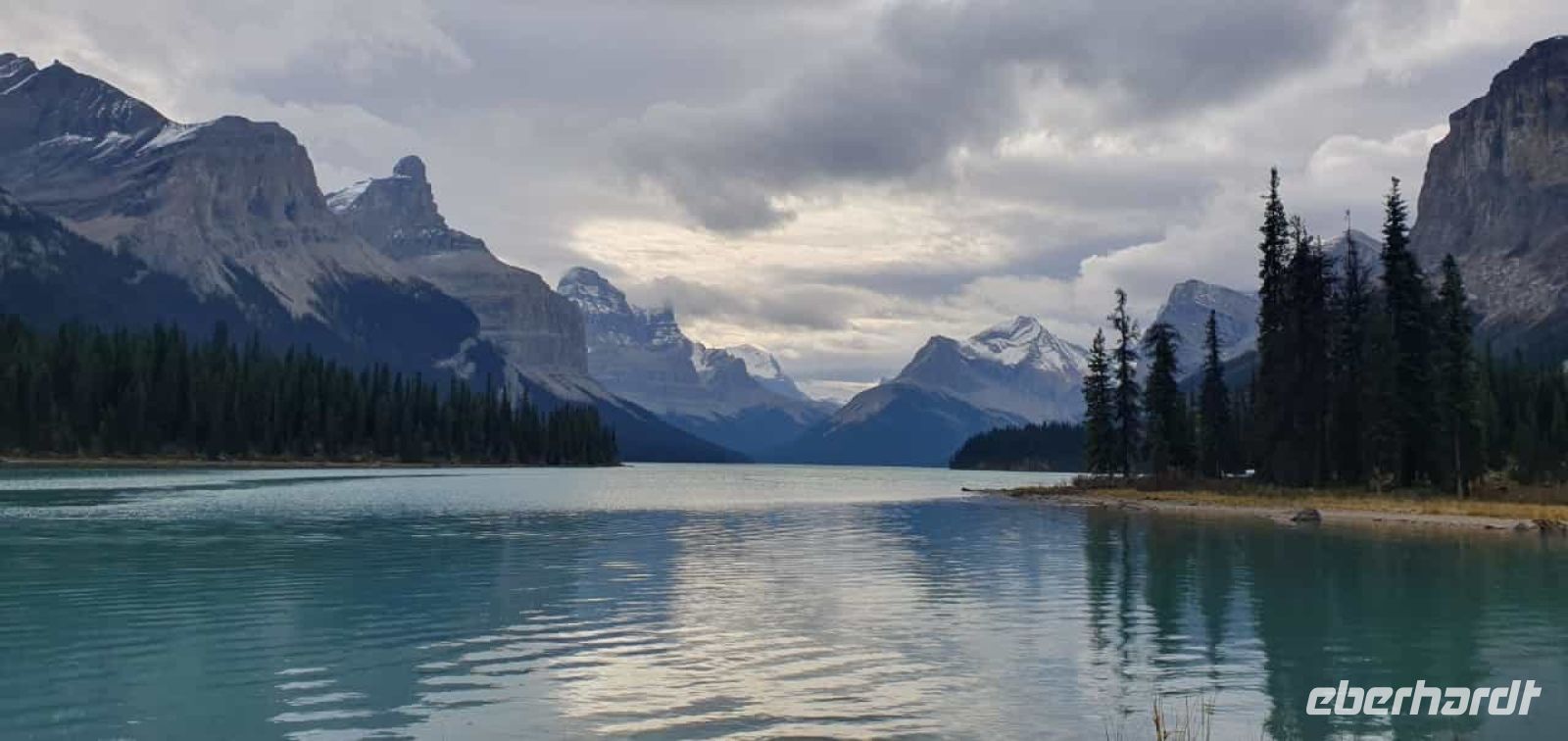 Maligne Lake.jpeg &ndash; &copy; Birgit Kirchner (Eberhardt TRAVEL)