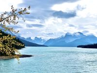 Maligne Lake.jpeg &ndash; &copy; Birgit Kirchner (Eberhardt TRAVEL)