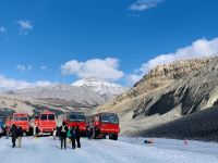 auf dem Atabasca Gletscher.jpeg &ndash; &copy; Birgit Kirchner (Eberhardt TRAVEL)