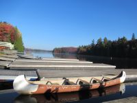 Canoe Lake - schöne Kanoe aus Holz &ndash; &copy; Marieta Beck (Eberhardt TRAVEL)