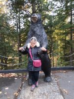 Reisebegleiterin  Marieta und der Bär - Provinz Quebec, Kanada &ndash; &copy; Marieta Beck (Eberhardt TRAVEL)