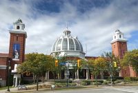 Dufferin Street (Medieval Times Toronto) Toronto, Kanada &ndash; &copy; Marieta Beck (Eberhardt TRAVEL)