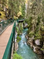 Johnston Canyon &ndash; &copy; Elisabeth Fox-Maerki (Eberhardt TRAVEL)