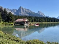 4. Tag – Jasper-Nationalpark – Bootshaus am Maligne Lake &ndash; &copy; Andreas Wolfsteller (Eberhardt TRAVEL)