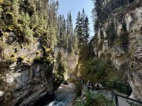 9. Tag – Banff & Yoho National Park – Johnston Canyon &ndash; &copy; Andreas Wolfsteller (Eberhardt TRAVEL)