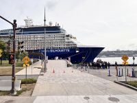 Kreuzfahrtschiff im Hafen von Quebec City &ndash; &copy; Sabine Reckord (Eberhardt TRAVEL)