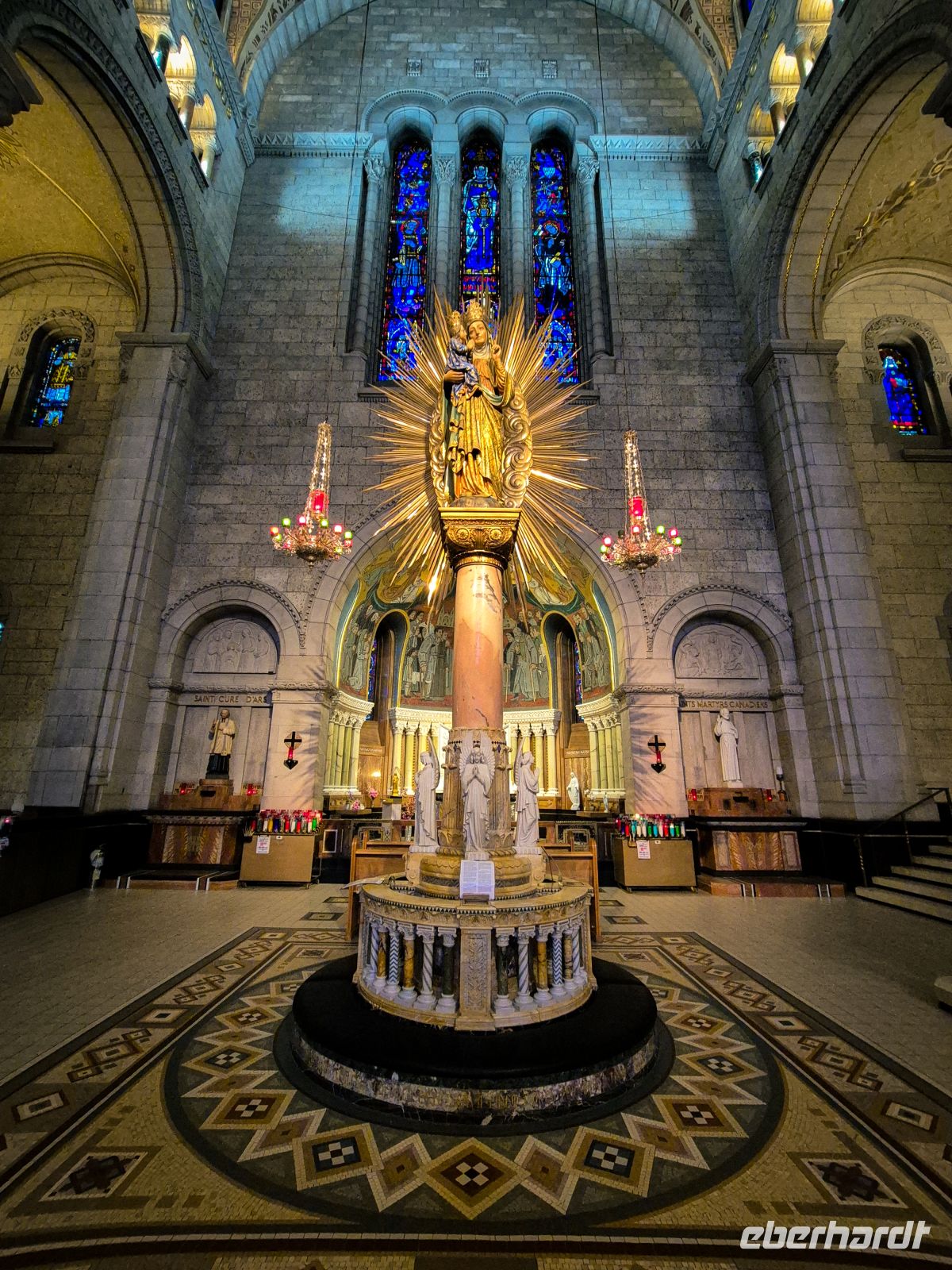 Basilika von Sainte-Anne-de-Beaupré - Kanada &ndash; &copy; Marie Dittrich (Eberhardt TRAVEL)