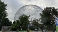 Montreal Stadtrundfahrt Teil 2 - Fotostopp an der „Biosphère“ Kugel – dem früheren US Pavillon &ndash; &copy; Jacob Spangenberg (Eberhardt TRAVEL)