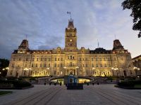 2. Tag: Québec am Abend – Parlament &ndash; &copy; Andreas Wolfsteller (Eberhardt TRAVEL)