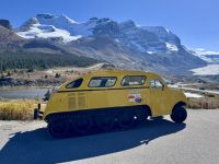 10. Tag: Banff bis Jasper – Icefields Parkway – Altes Schneemobil am Athabasca-Gletscher &ndash; &copy; Andreas Wolfsteller (Eberhardt TRAVEL)