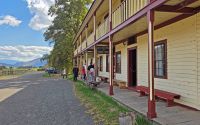 Raststation an der alten Goldgräberroute auf der Hat Creek Ranch &ndash; &copy; Kristin Weigel (Eberhardt TRAVEL)