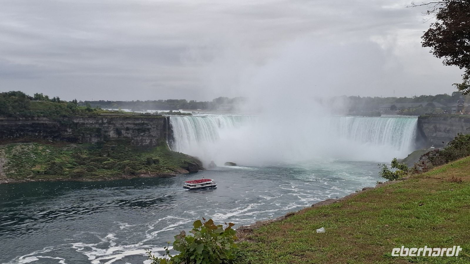 Niagara Fälle von oben.jpg &ndash; &copy; Katja Haubold (Eberhardt TRAVEL)