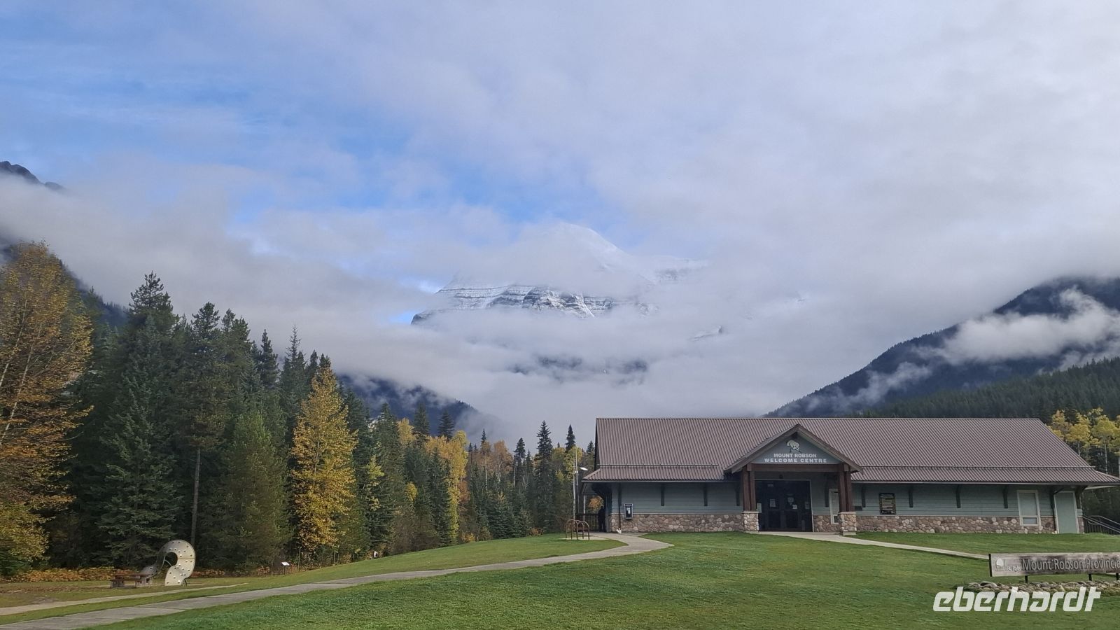Mount Robson.jpg &ndash; &copy; Katja Haubold (Eberhardt TRAVEL)