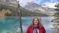 Reisebegleitung Katja am Emerald Lake.jpg &ndash; &copy; Katja Haubold (Eberhardt TRAVEL)