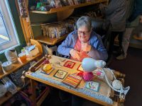 60) Zwischenstopp bei Flora für handgefertigte Souvenirs, Cape Breton, Kanada &ndash; &copy; Teresa Rumpel (Eberhardt TRAVEL)