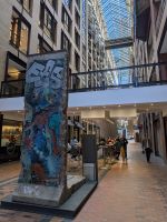 273) Ein Stück Berliner Mauer, Montreal, Kanada &ndash; &copy; Teresa Rumpel (Eberhardt TRAVEL)