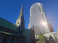 Amerikanischer Kirche zwischen Wolkenkratzern &ndash; &copy; Gunter Looß (Eberhardt TRAVEL)