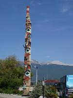 Gescheink der Kuestenindianer an Jasper &ndash; &copy; Elisabeth Fox-Maerki (Eberhardt TRAVEL)