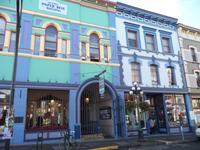 Farbe-Abverkauf ?  &ndash; &copy; Elisabeth Fox-Maerki (Eberhardt TRAVEL)