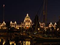 Parlamentsgebäude Victorias bei Nacht &ndash; &copy; Christina Schwarz (Eberhardt TRAVEL)