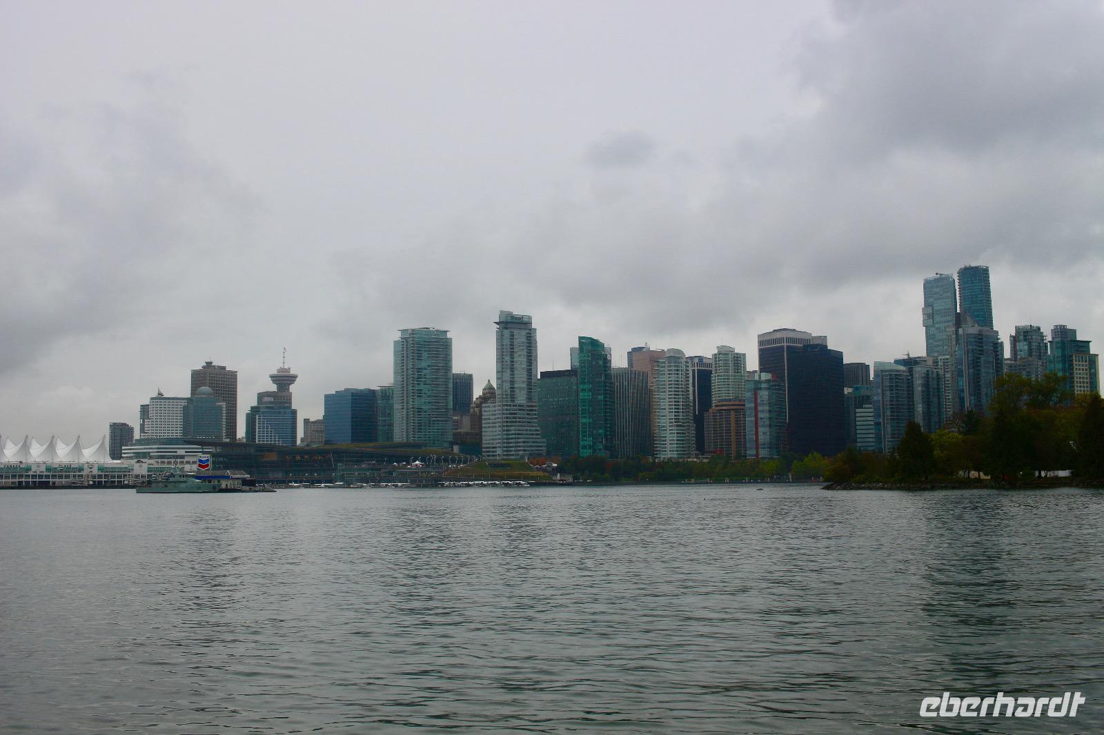 432. Skyline von Vancouver &ndash; &copy; Marianne Förster (Eberhardt TRAVEL)