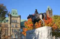 Statue der Königin Elizabeth II. &ndash; &copy; Kristin Weigel (Eberhardt TRAVEL)