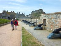 Besichtigung der Festung Elizabeth Castle in St. Helier &ndash; &copy; Kristin Weigel (Eberhardt TRAVEL)