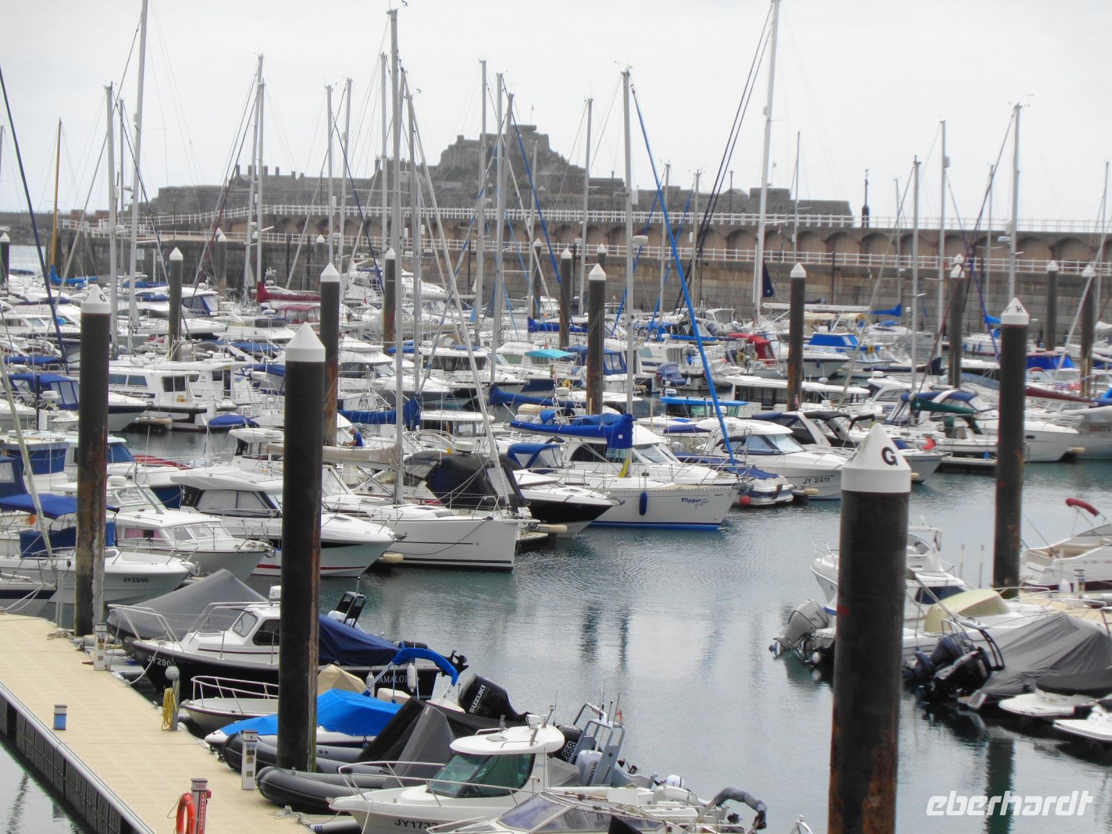 Jersey - Elizabeth Castle mit Marina  &ndash; &copy; Martina Häselbarth (Eberhardt TRAVEL)
