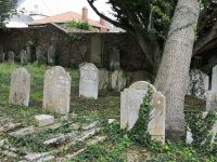 Ob christlich oder jüdisch, religiös oder nicht, am Ende ruht man gemeinsam  &ndash; &copy; Marta Rass (Eberhardt TRAVEL)