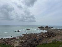 26.06.2025 Inselrundfahrt auf Jersey Leuchtturm La Corbiere &ndash; &copy; Anne Fohlert (Eberhardt TRAVEL)