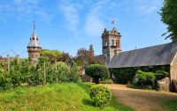Besuch der Gärten La Seigneurie auf der Insel Sark - Taubenschlag & Herrenhaus