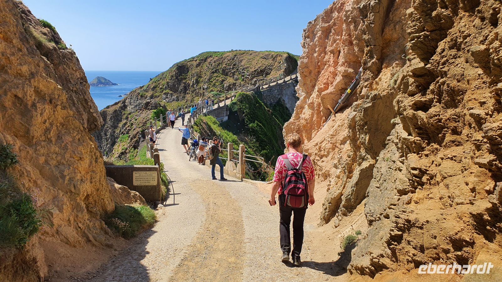 Damm La Coupée auf der Insel Sark &ndash; &copy; Kristin Weigel (Eberhardt TRAVEL)