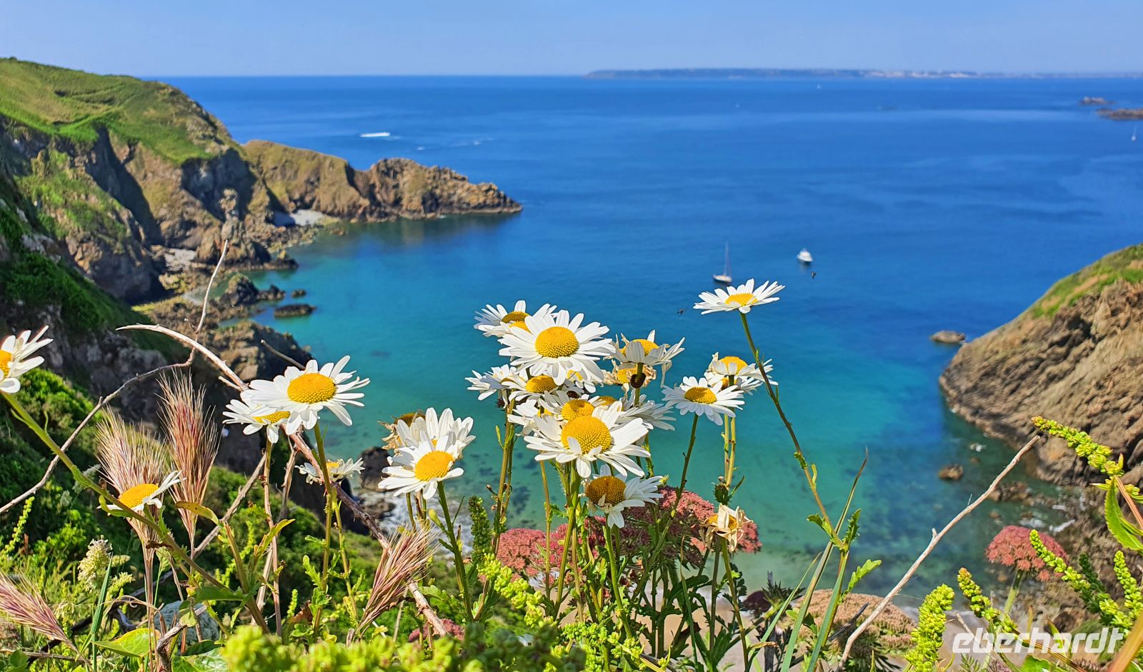 Damm La Coupée auf der Insel Sark &ndash; &copy; Kristin Weigel (Eberhardt TRAVEL)