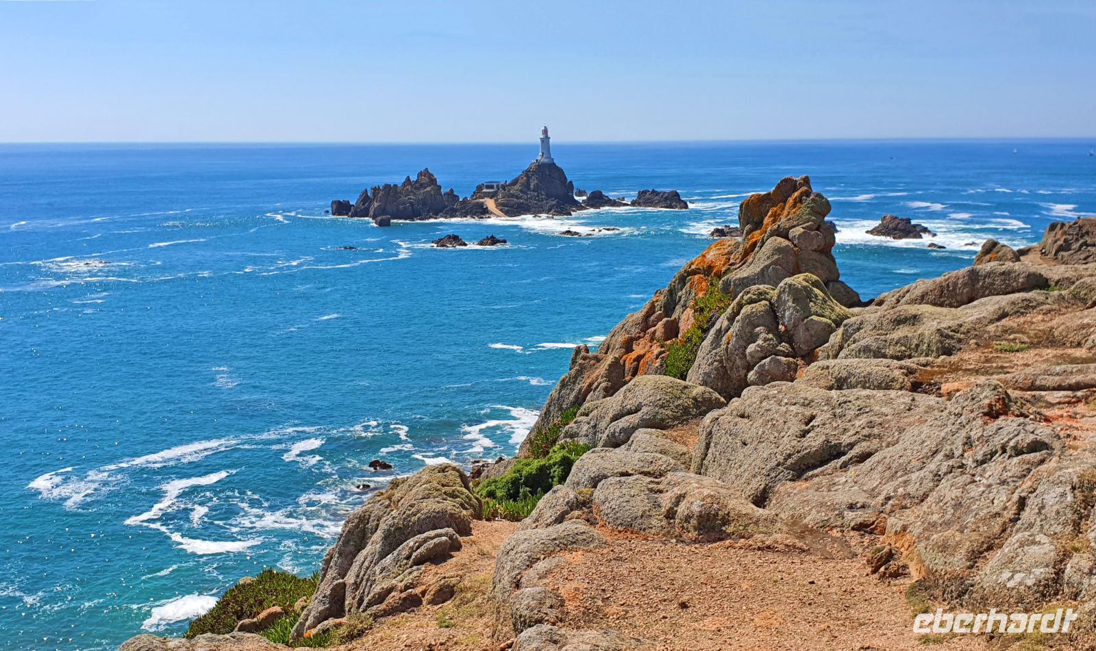 Corbiere-Leuchtturm an der Südwestspitze von Jersey &ndash; &copy; Kristin Weigel (Eberhardt TRAVEL)