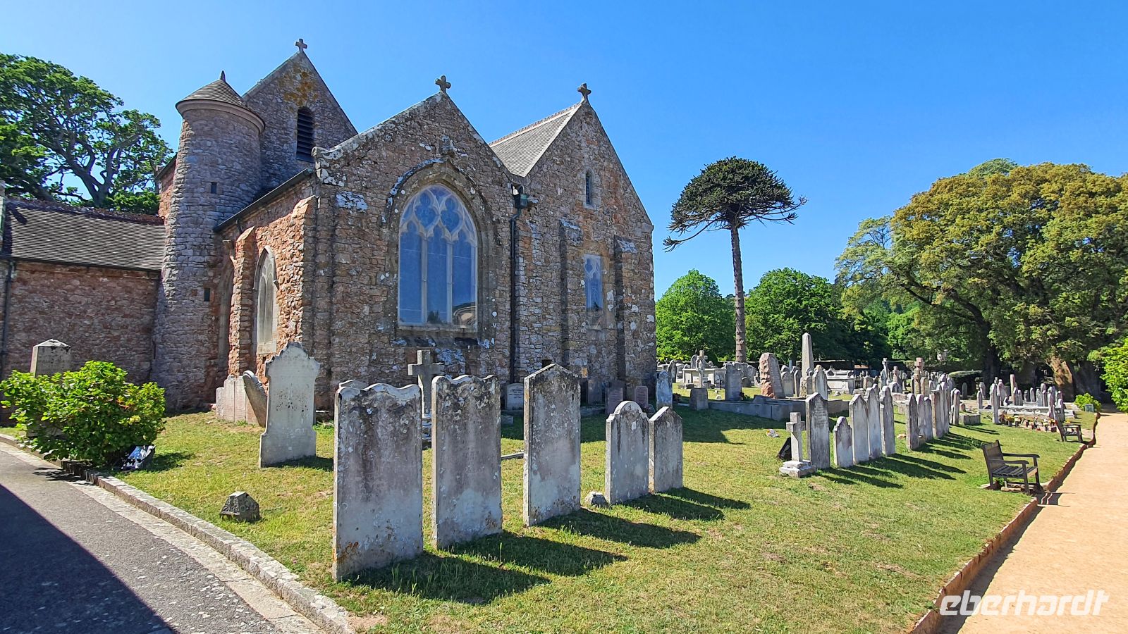 St. Brelade's Church an der Südküste von Jersey &ndash; &copy; Kristin Weigel (Eberhardt TRAVEL)