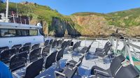 Fähre der Manche Iles vor Sark - Sitzflächen draußen an Deck &ndash; &copy; Kristin Weigel (Eberhardt TRAVEL)