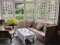 Tea-time im Château La Chaire, Jersey  &ndash; &copy; Monika Cortese (Eberhardt TRAVEL)