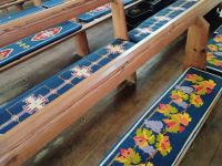 Kirchenkissen liebevoll bestickt, Sark 
