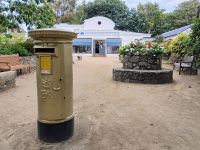 Dee berühmte goldene Briefkasten von Sark 
