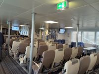 Das ist Innere von unser Speed boat Richtung Guernsey &ndash; &copy; Marta Rass (Eberhardt TRAVEL)