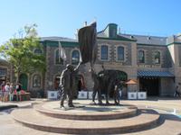 006_St. Helier Lib. Square &ndash; &copy; Rica Schubert (Eberhardt TRAVEL)
