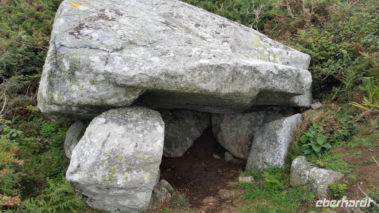 Little Sark Dolmen &ndash; &copy; Martin Büchner (Eberhardt TRAVEL)
